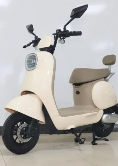 Scooter-e-Bee-2.webp